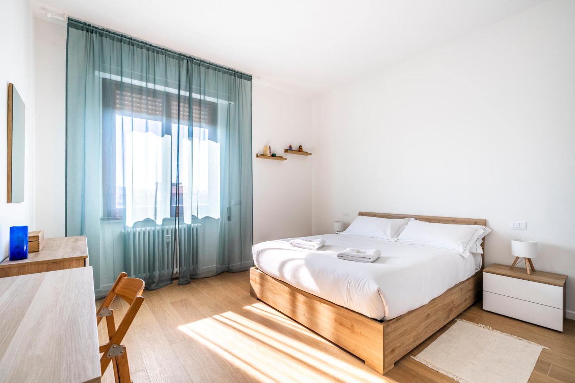 Panoramic Penthouse With Parking Space 2bdr Apartment