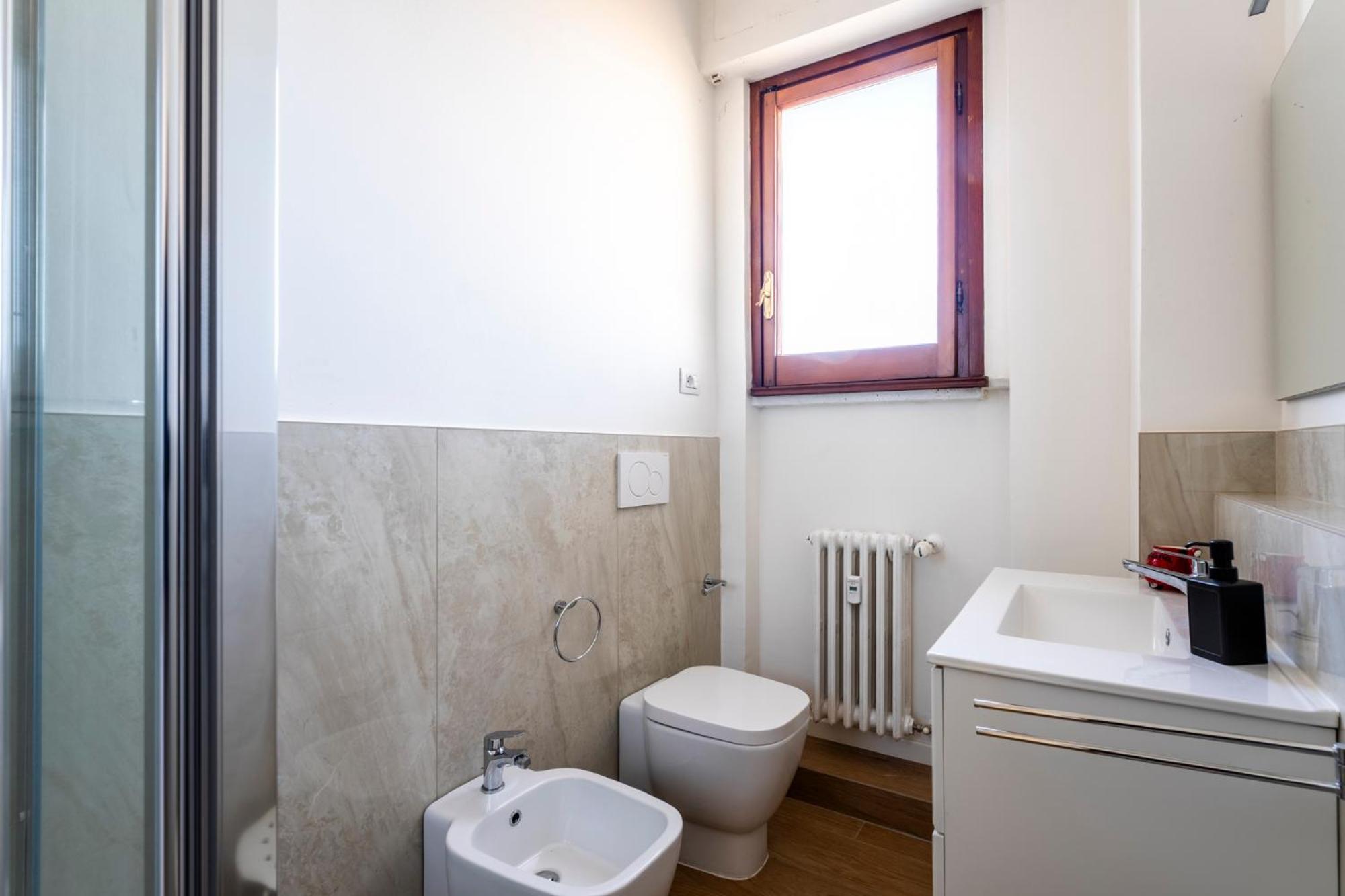 Panoramic Penthouse With Parking Space 2bdr Apartment *