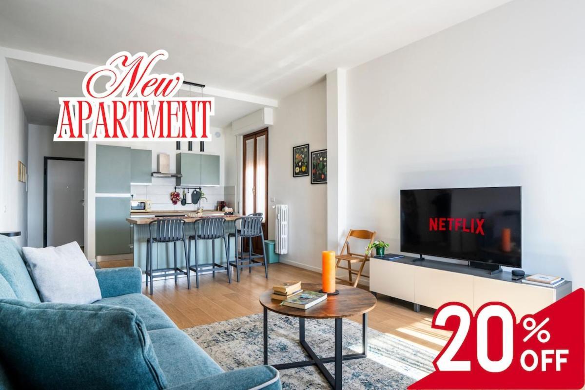 Panoramic Penthouse With Parking Space 2bdr Apartment *
